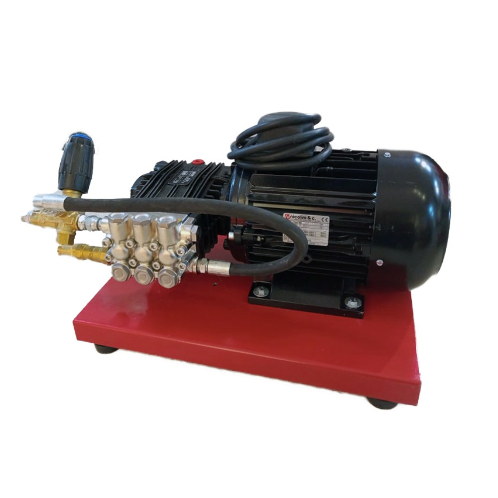 مجموعة غسيل ثابتة أودو ايطالي 10حصان 250بار 380 فولت لون اسود UDOR/ U.JET 15/250