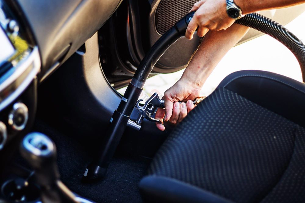 BROTHERS E Tornado Car Care Cleaning Gun With Vacuum Cleaner Adaptors مسدس شفط وطرد مياه حرف E