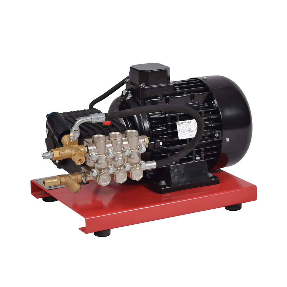 مجموعة غسيل ثابتة انتربامب ايطالي "ماء ساخن" 10حصان 160 بار 380 فولت لون اسود INTERPUMP/ G.JET 15/160